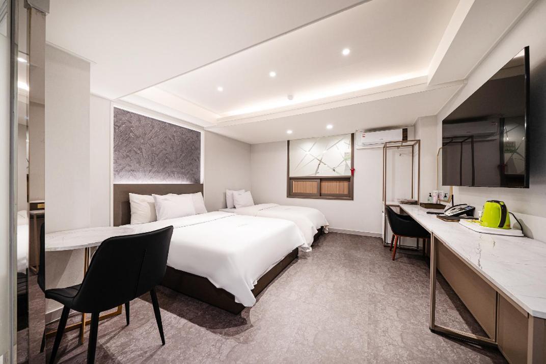 Regency Hotel Szongnam Kültér fotó