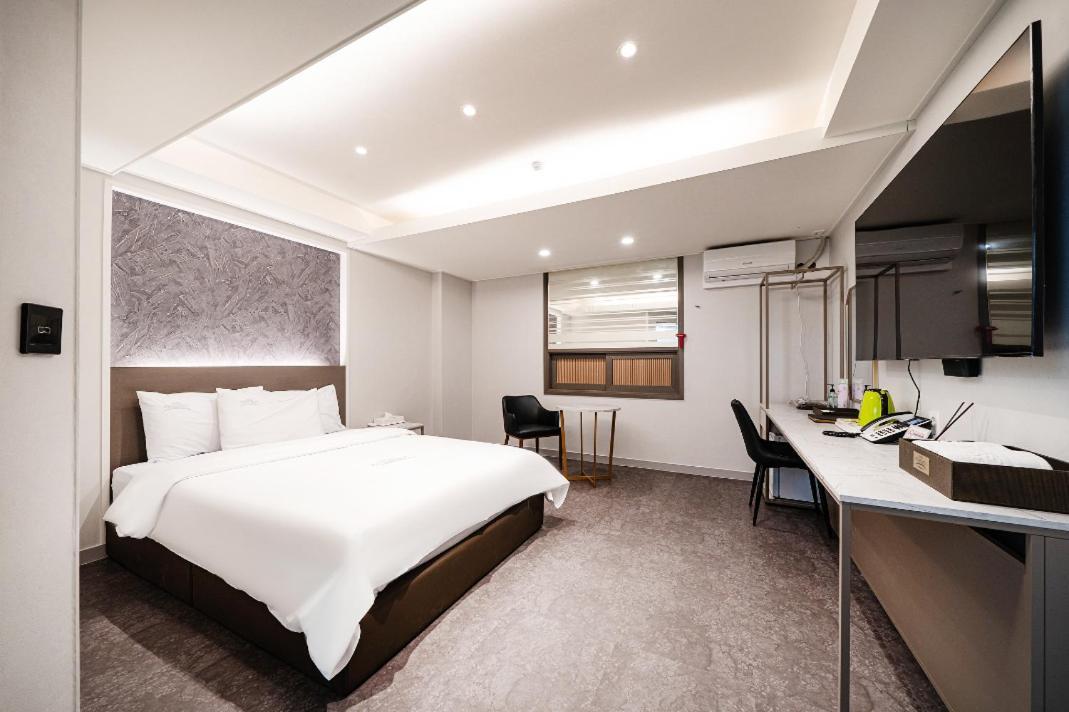 Regency Hotel Szongnam Kültér fotó