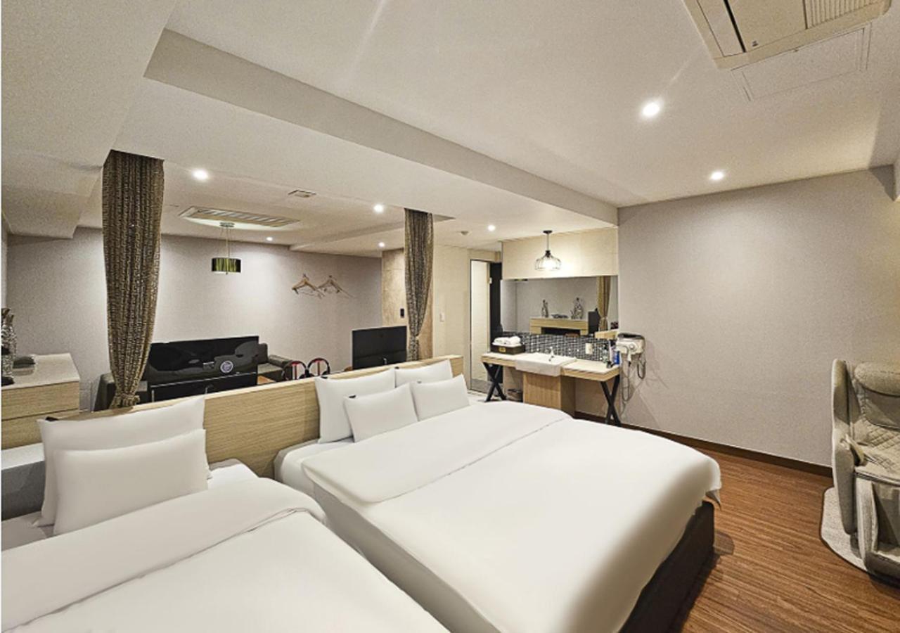 Regency Hotel Szongnam Kültér fotó